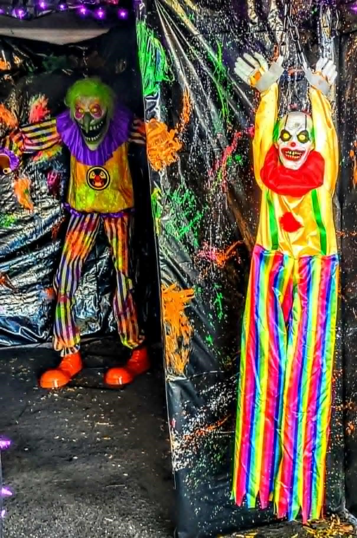 clowns